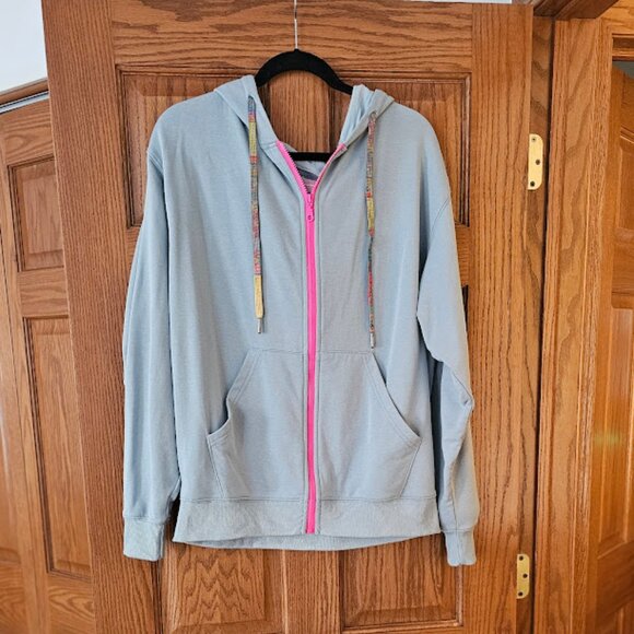 Natural Life Applique Zip-Up Hoodie – Bay Blue with Peace Sign - Picture 3 of 6